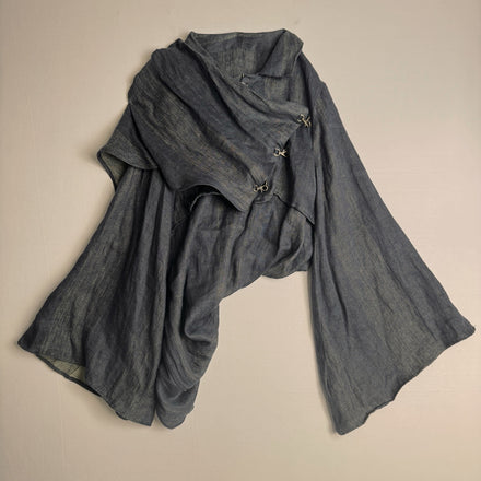 LOOK 5 DRAPED TOP