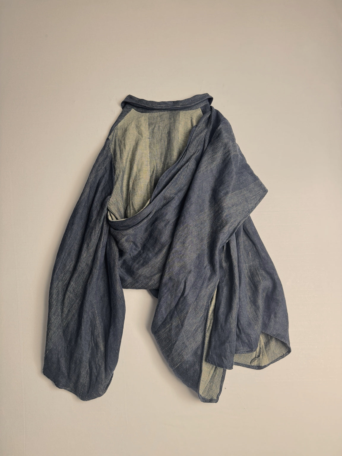 LOOK 5 DRAPED TOP