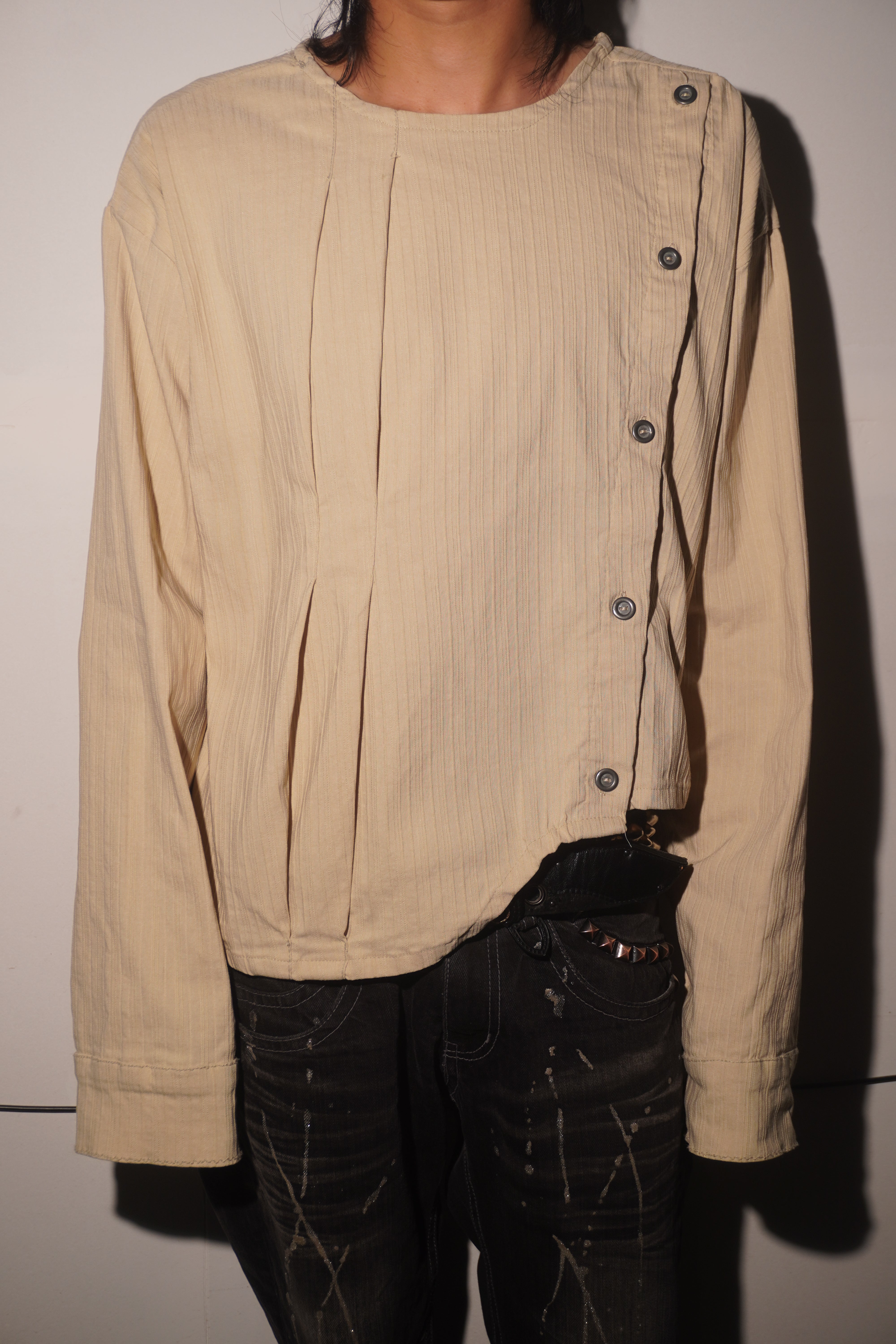 LOOK 5 ASYMMETRICAL FAUX BUTTON SHIRT