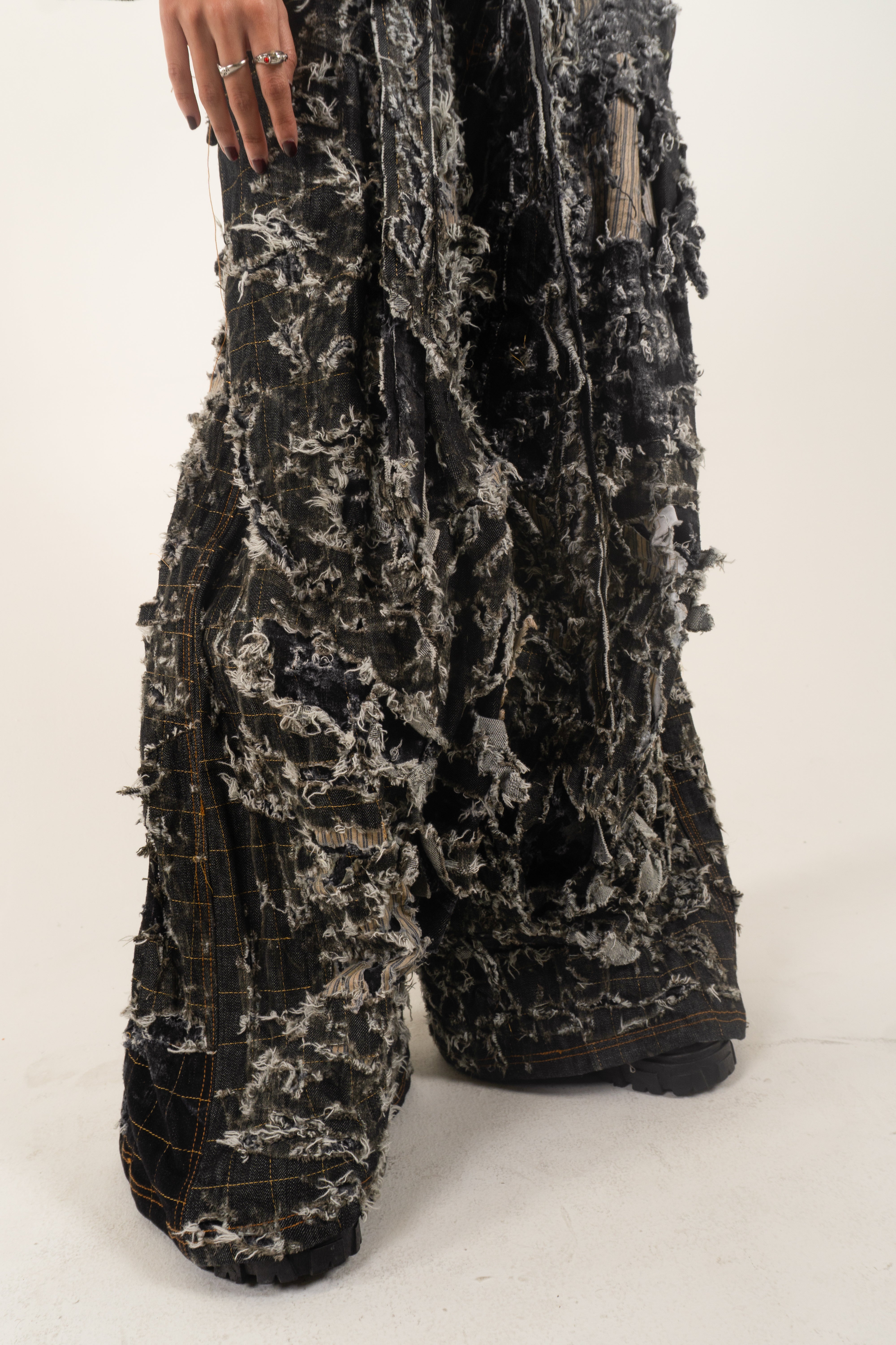 LOOK 2 DISTRESSED BORO DENIM